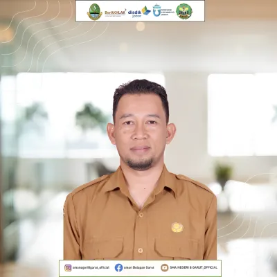 Very Etsal, S.Pd.,M.Pd.