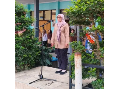 Memperingati Hari Kunjung Perpustakaan 