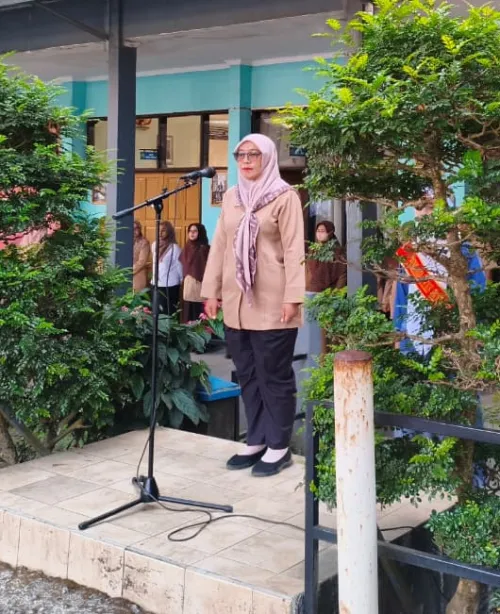 Memperingati Hari Kunjung Perpustakaan 