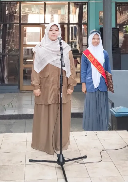 Jadilah Manusia yang bermanfaat