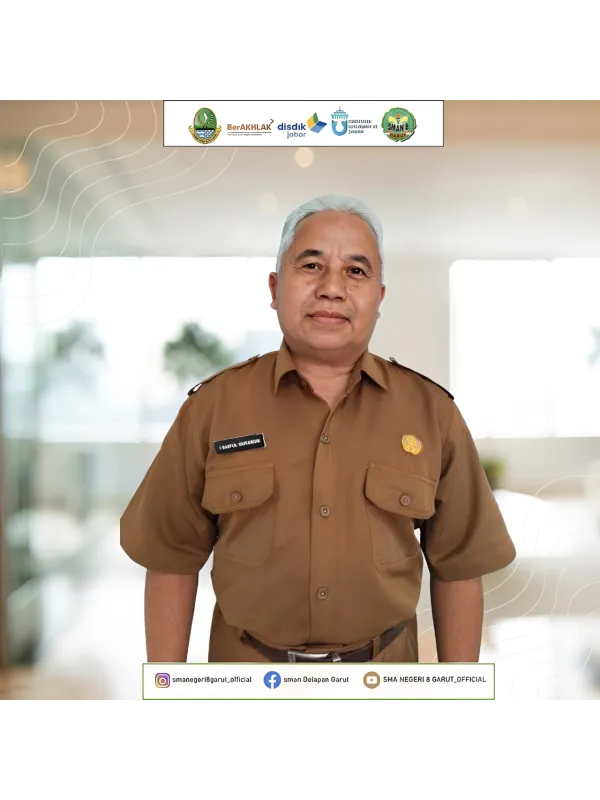 Iyom Saeful Mukarom, S.Ag.