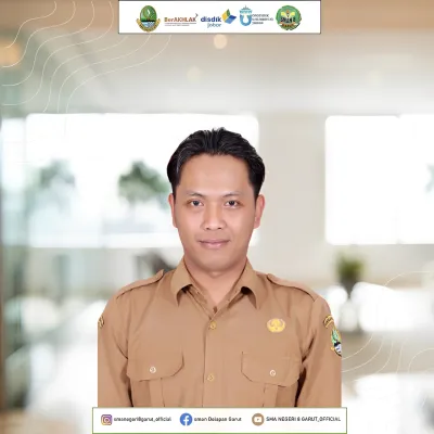 Mochammad Dyaz Fadillah, S.Pd